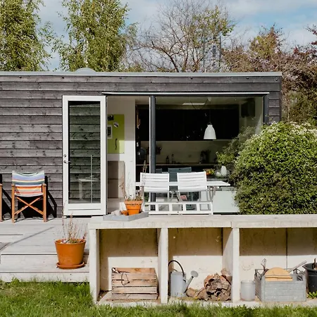 Morning Sun And Starry Sky From Bed Дом отдыха