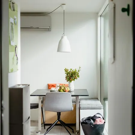 Morning Sun And Starry Sky From Bed * Yderby